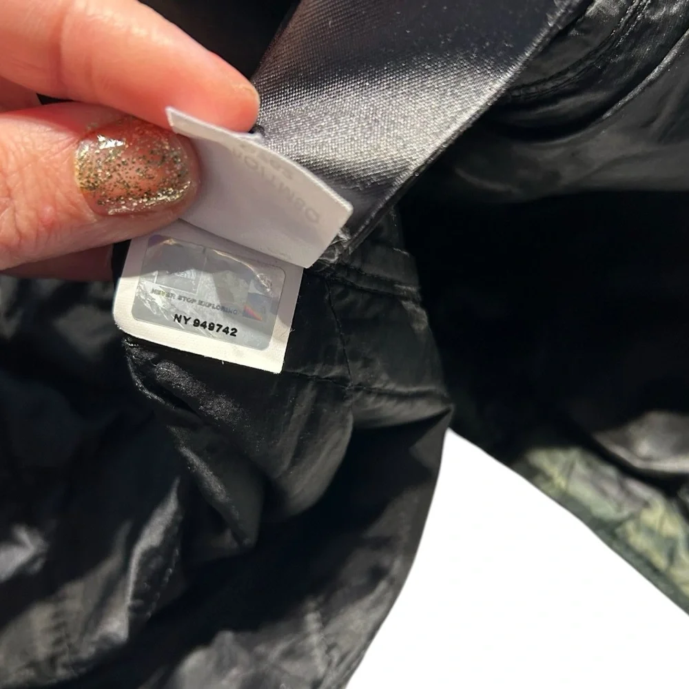The North Face ThermoBall Camo Puffer Jacket Lightweight Men’s Medium